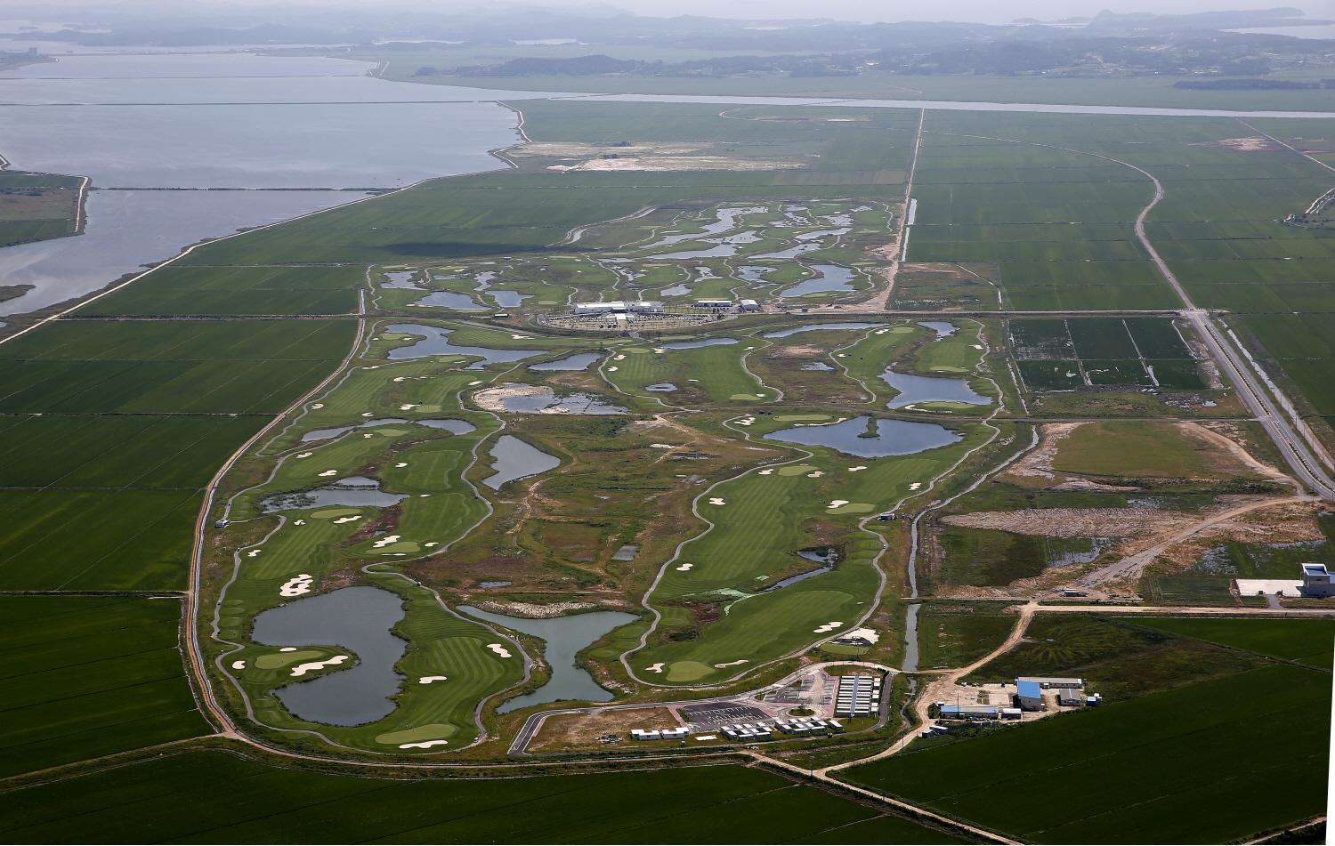 기업도시 1,2번 골프장 조성완료된 현장 모습