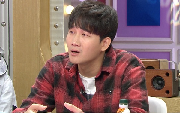 개그맨 이용진이 ‘라디오스타’에 출연해 셀프 브라질리언 왁싱을 한 사실을 털어놓는다     MBC ‘라디오스타’